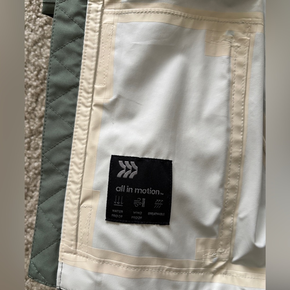 Kids All In Motion Rain/Wind Jacket - Picture 4 of 9